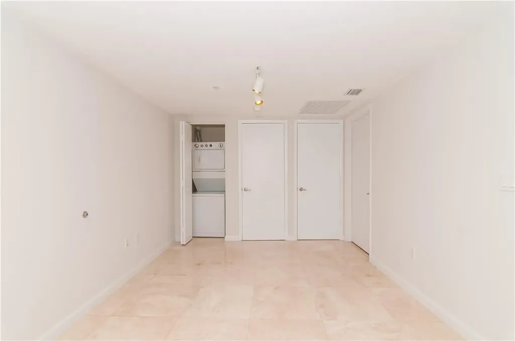 465 Brickell Avenue Miami FL 33131