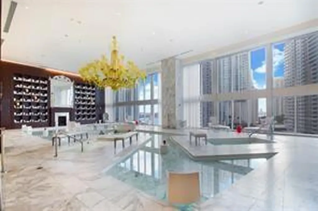465 Brickell Avenue Miami FL 33131
