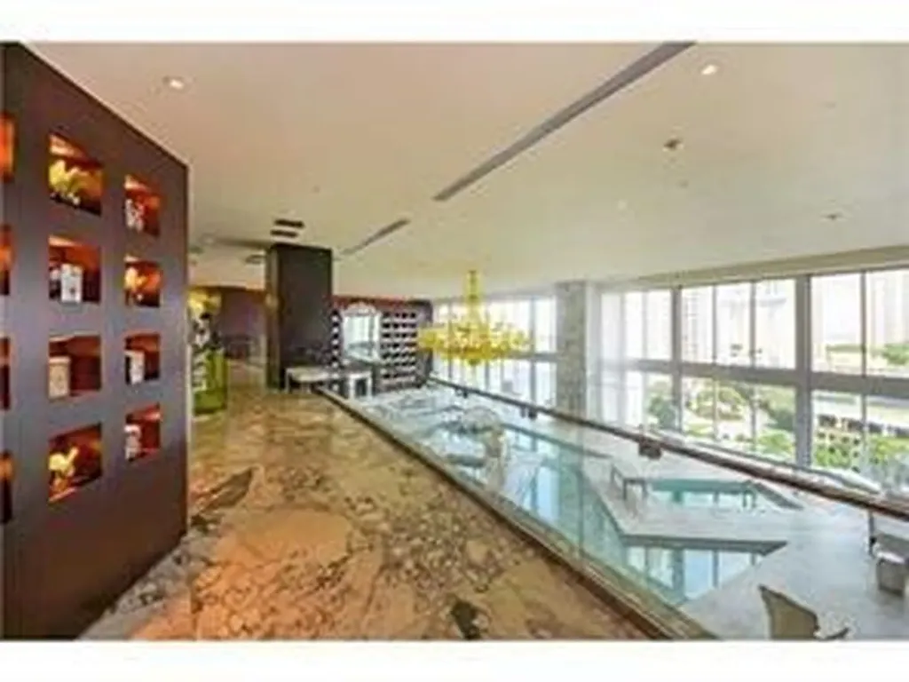 465 Brickell Avenue Miami FL 33131