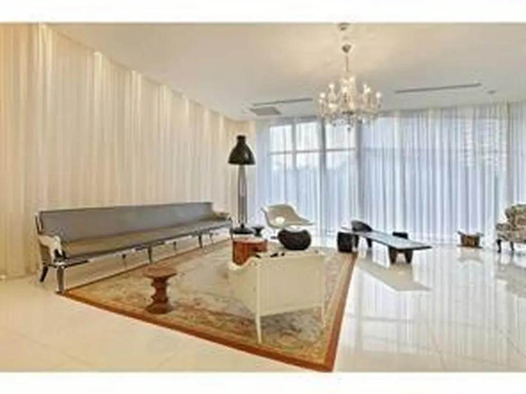 465 Brickell Avenue Miami FL 33131