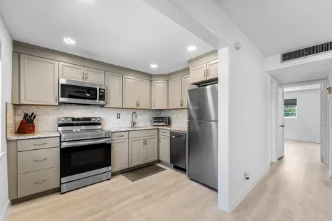 340 NW 19th Street Boca Raton FL 33432