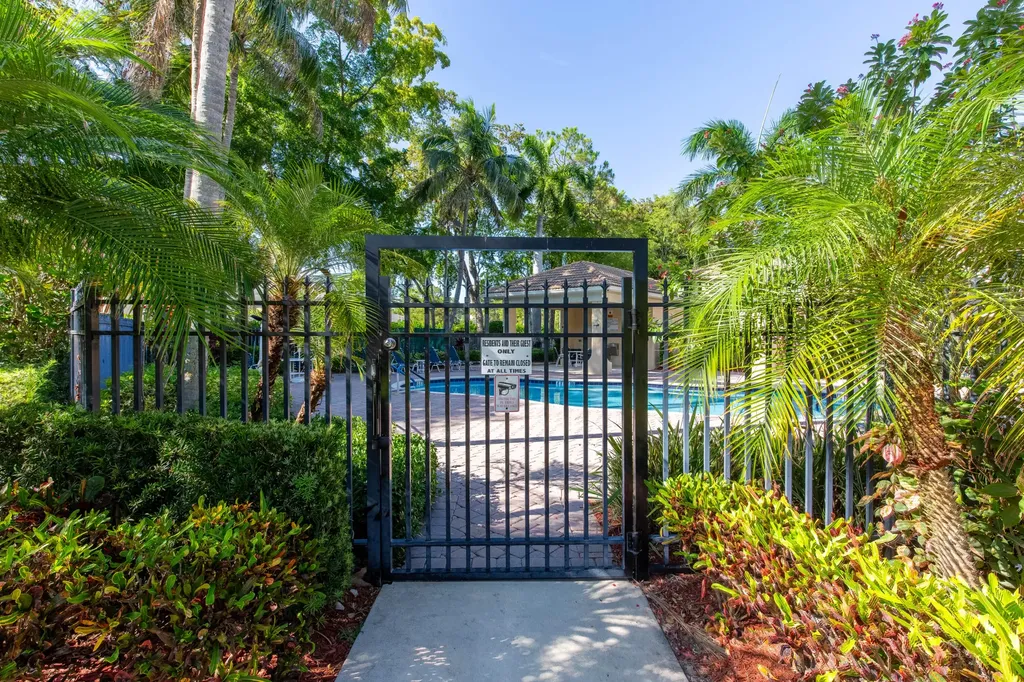 13792 Creston Place Wellington FL 33414