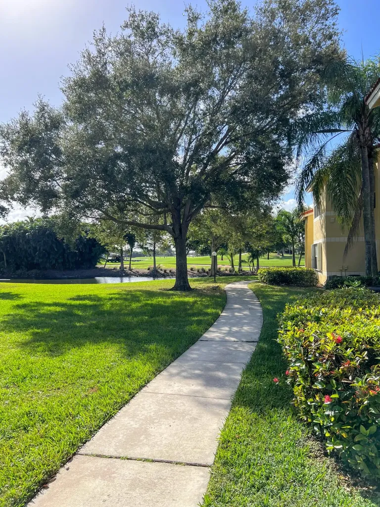 12840 Vista Isle Drive Sunrise FL 33325