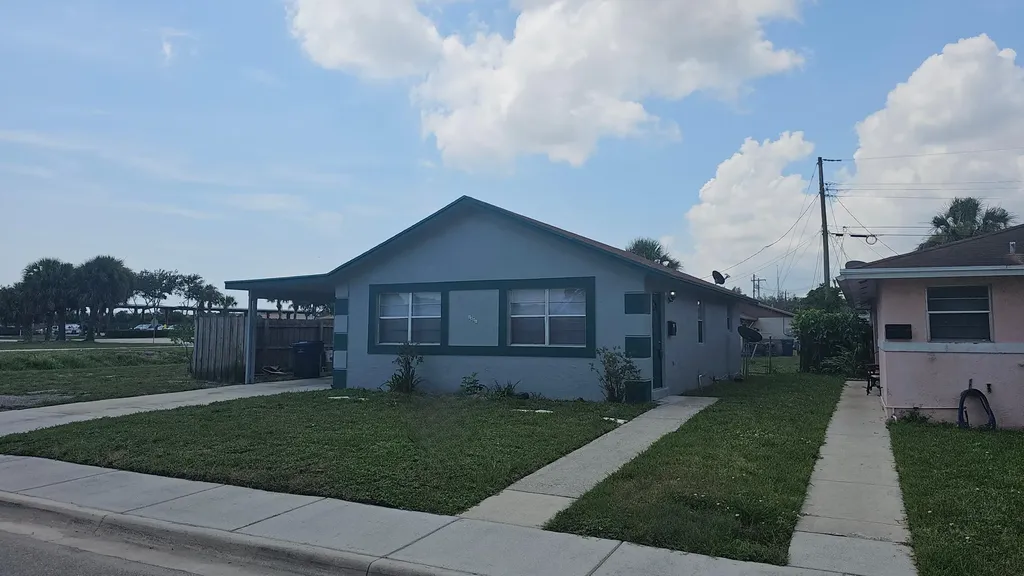 1501 W 17th Street Riviera Beach FL 33404
