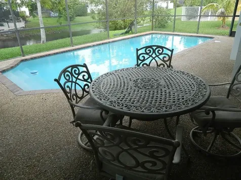 4002 NW 73rd Avenue Coral Springs FL 33065