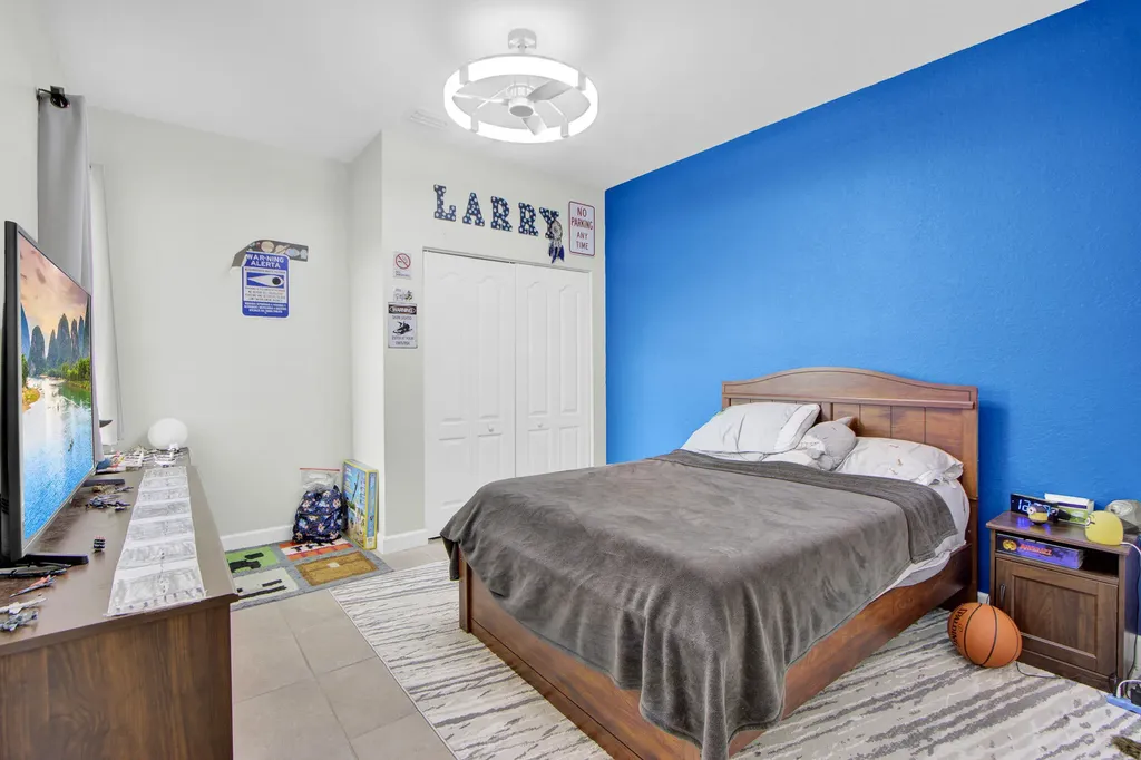 7456 NW Greenspring Street Port St Lucie FL 34987