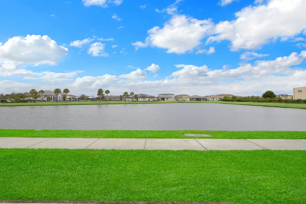 7456 NW Greenspring Street Port St Lucie FL 34987