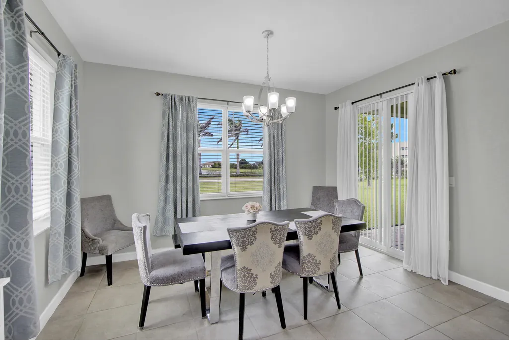 7456 NW Greenspring Street Port St Lucie FL 34987