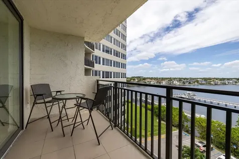 3912 S Ocean Boulevard Highland Beach FL 33487