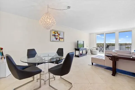 3912 S Ocean Boulevard Highland Beach FL 33487