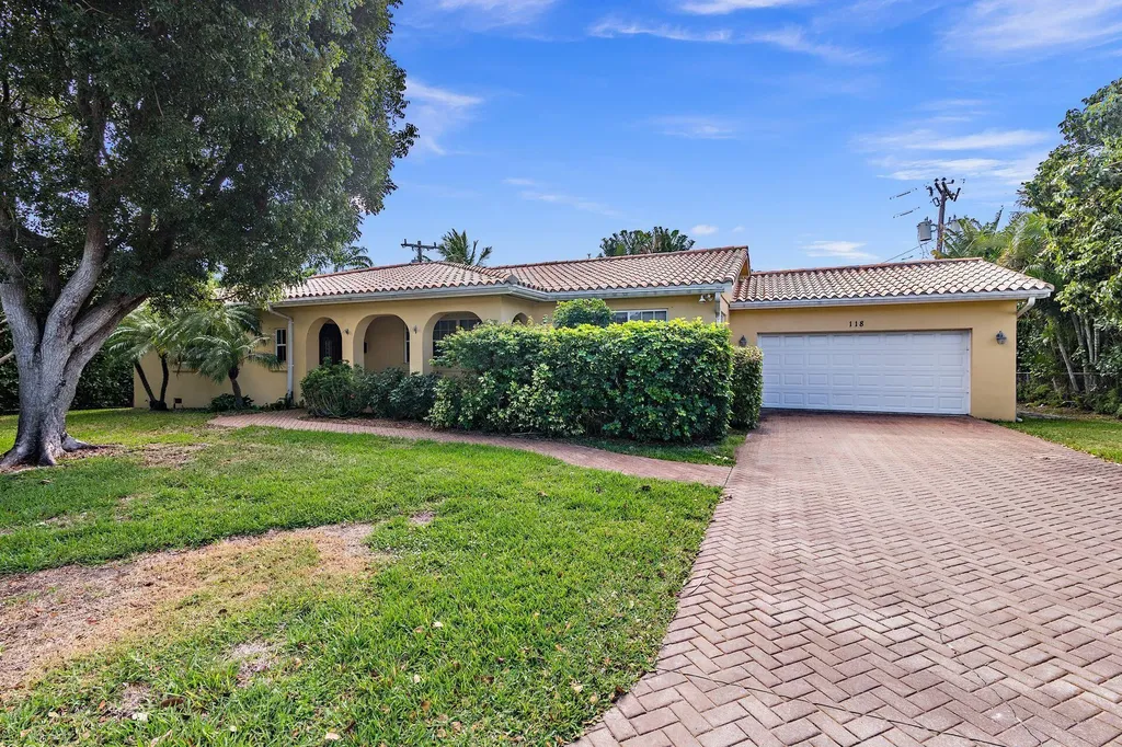 118 Linda Lane West Palm Beach FL 33405