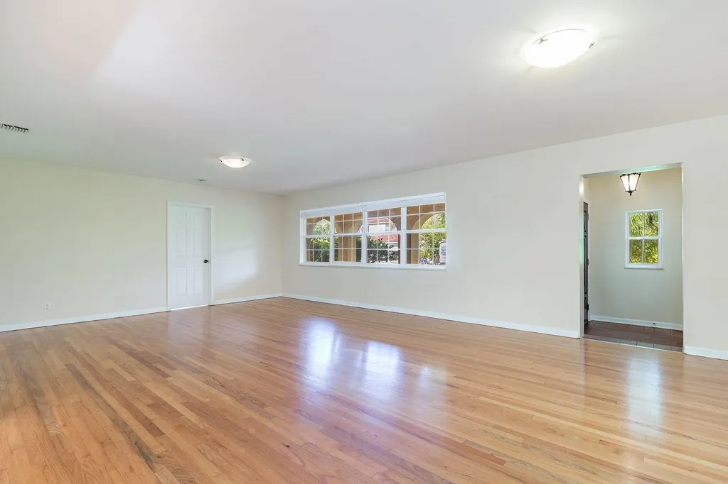 118 Linda Lane West Palm Beach FL 33405