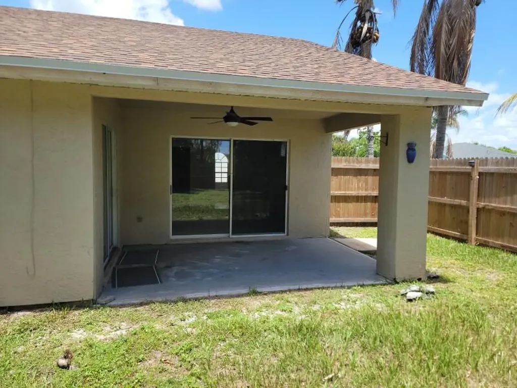 1901 SE Dock Street Port St Lucie FL 34952