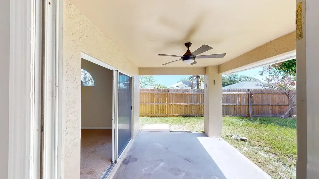 1901 SE Dock Street Port St Lucie FL 34952