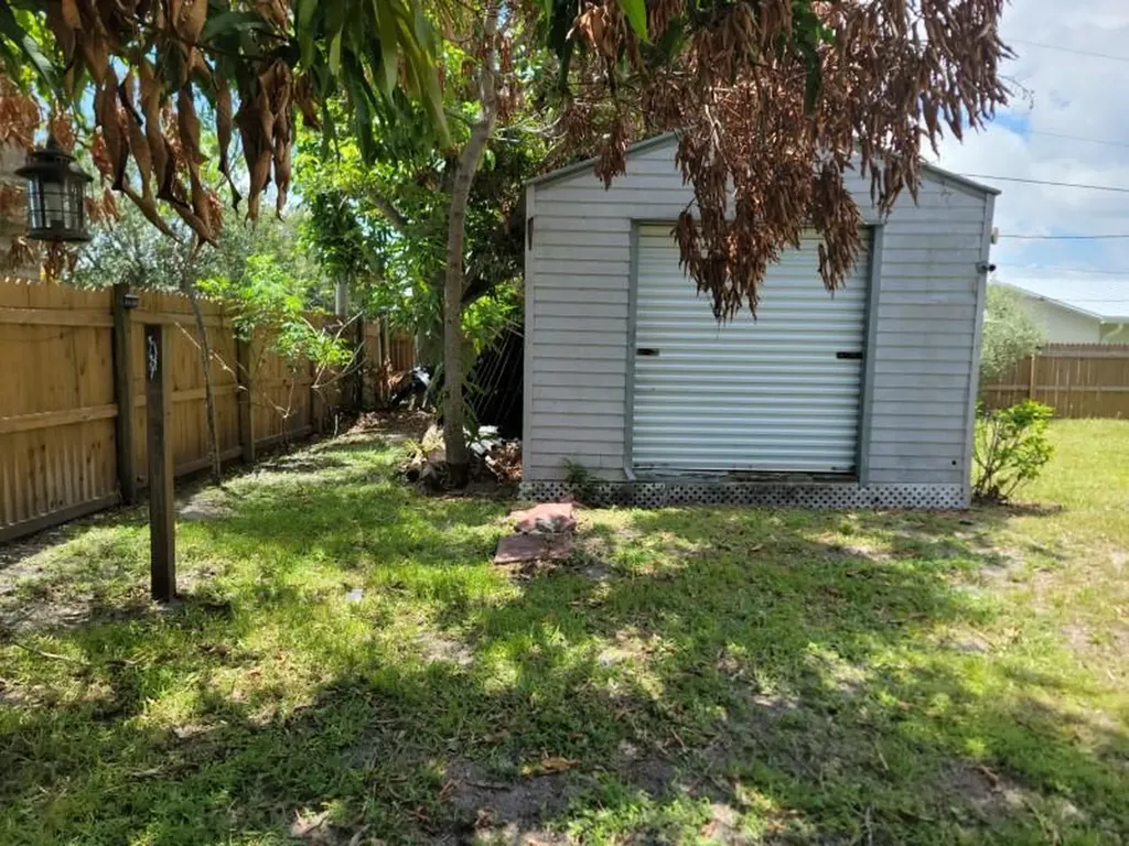 1901 SE Dock Street Port St Lucie FL 34952