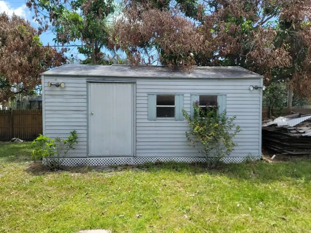 1901 SE Dock Street Port St Lucie FL 34952