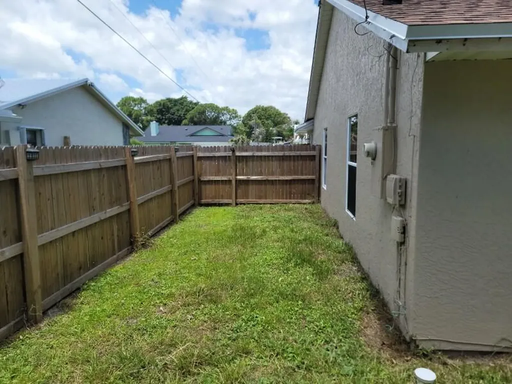 1901 SE Dock Street Port St Lucie FL 34952