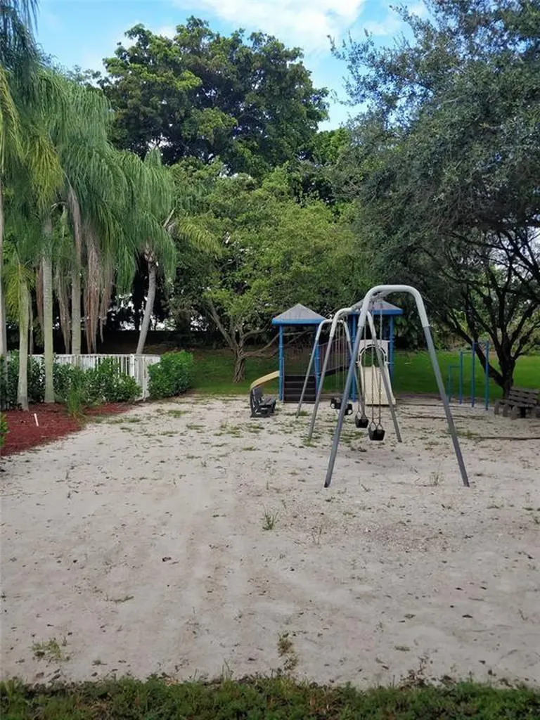 7913 Sanibel Drive Tamarac FL 33321