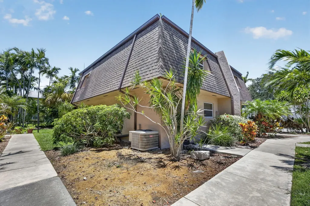 2520 Van Buren Street Hollywood FL 33020