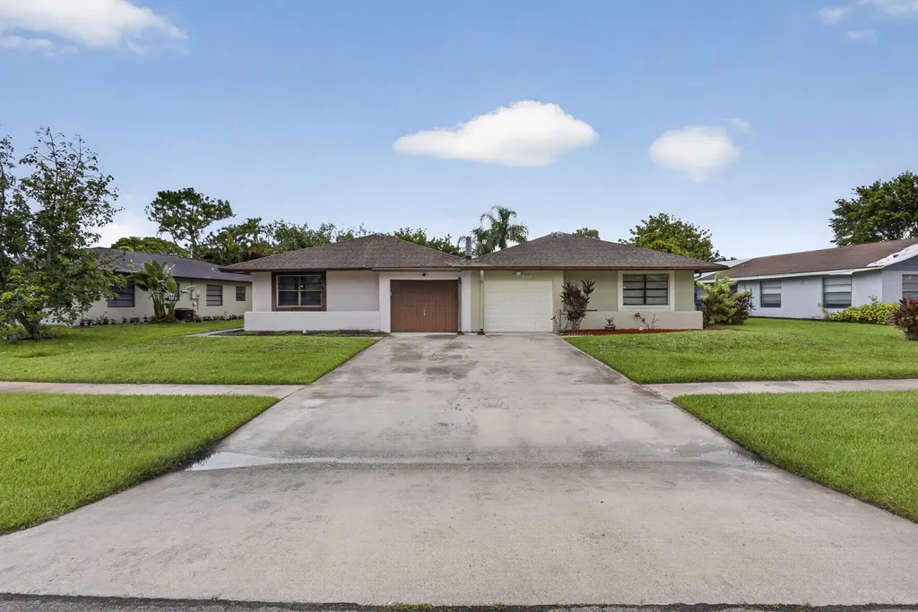 4893 Palm Hill Drive West Palm Beach FL 33415