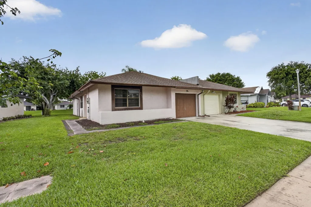 4893 Palm Hill Drive West Palm Beach FL 33415