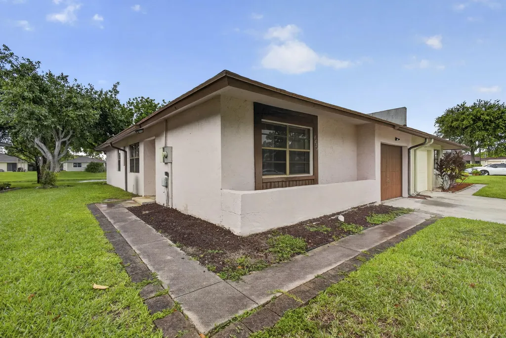 4893 Palm Hill Drive West Palm Beach FL 33415
