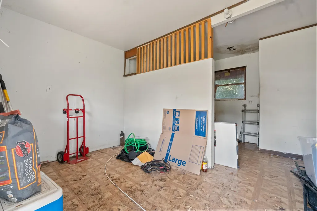 1804 S 30th S Fort Pierce FL 34947