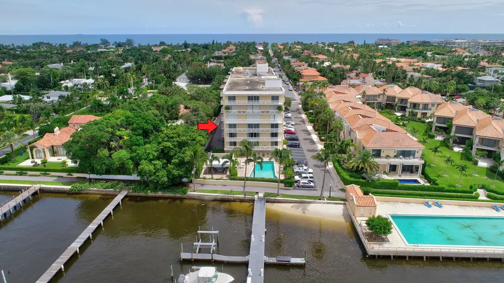 250 Bradley Place Palm Beach FL 33480