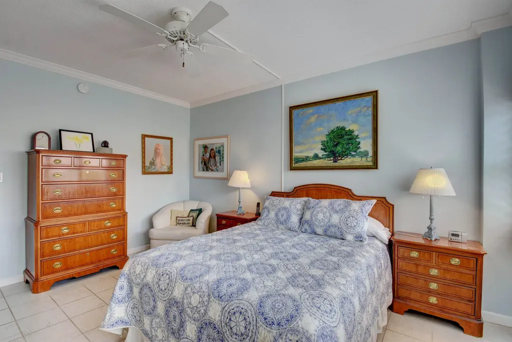 250 Bradley Place Palm Beach FL 33480