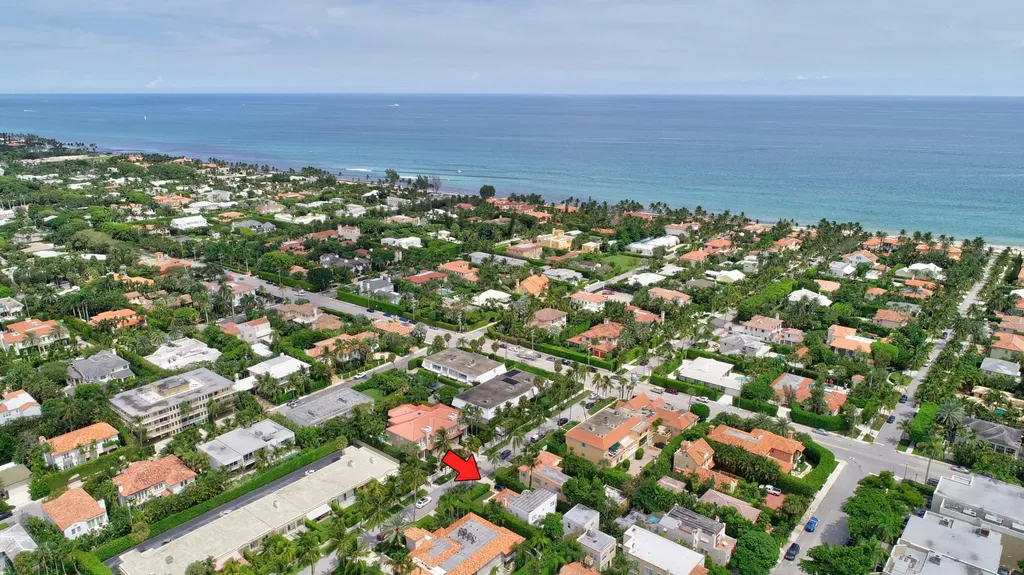 250 Bradley Place Palm Beach FL 33480