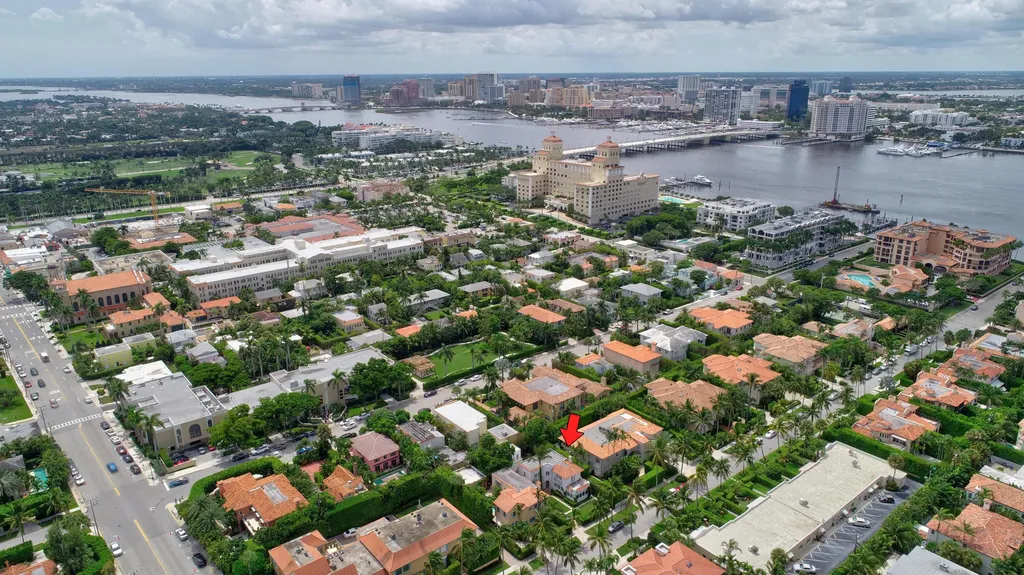 250 Bradley Place Palm Beach FL 33480