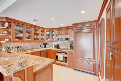 250 Bradley Place Palm Beach FL 33480