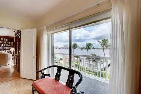 250 Bradley Place Palm Beach FL 33480
