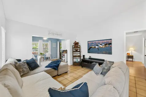 8108 NW 100th Way Tamarac FL 33321