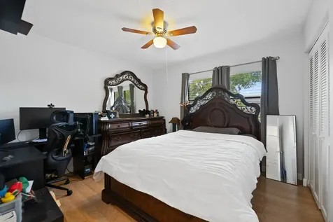 8108 NW 100th Way Tamarac FL 33321