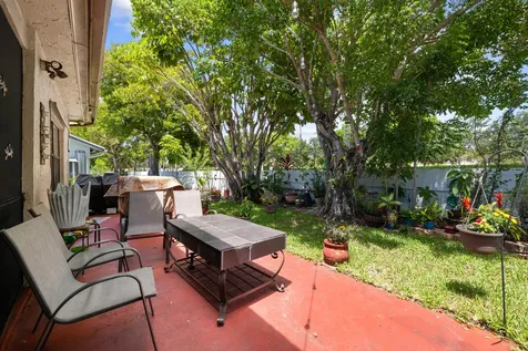 8108 NW 100th Way Tamarac FL 33321