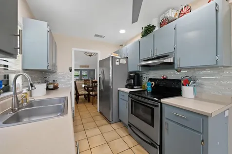 8108 NW 100th Way Tamarac FL 33321