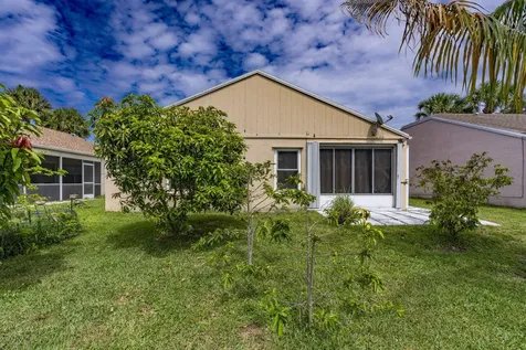 72 Paxford Lane Boynton Beach FL 33426
