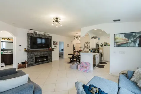 72 Paxford Lane Boynton Beach FL 33426