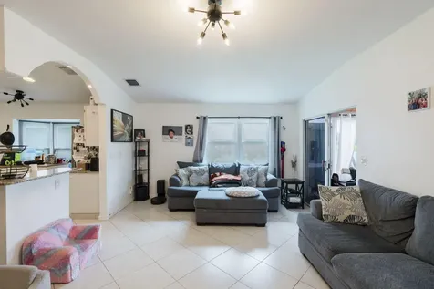 72 Paxford Lane Boynton Beach FL 33426