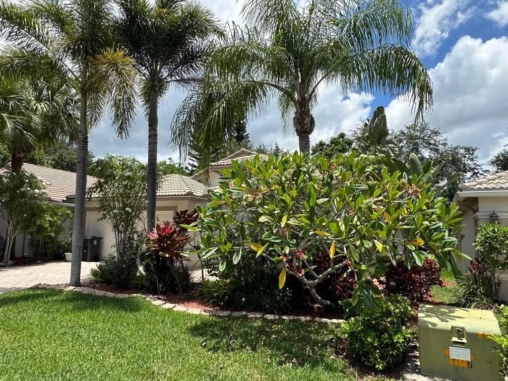 6256 Via Primo Street Lake Worth FL 33467