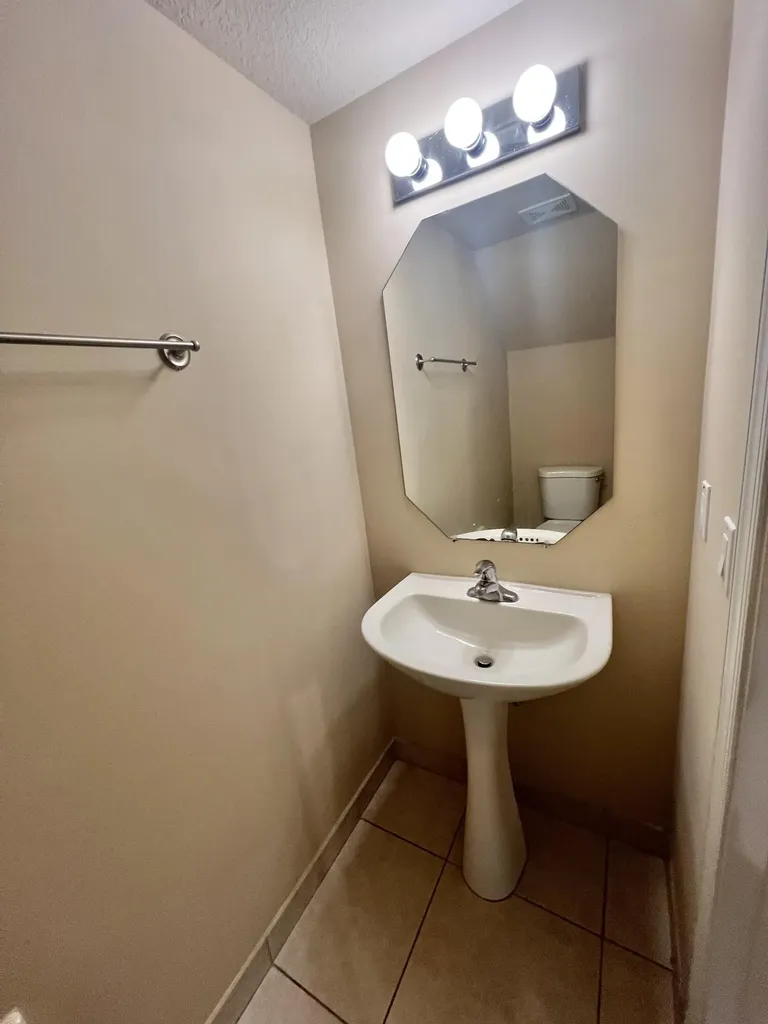 2552 SW Marshfield Court Port St Lucie FL 34953