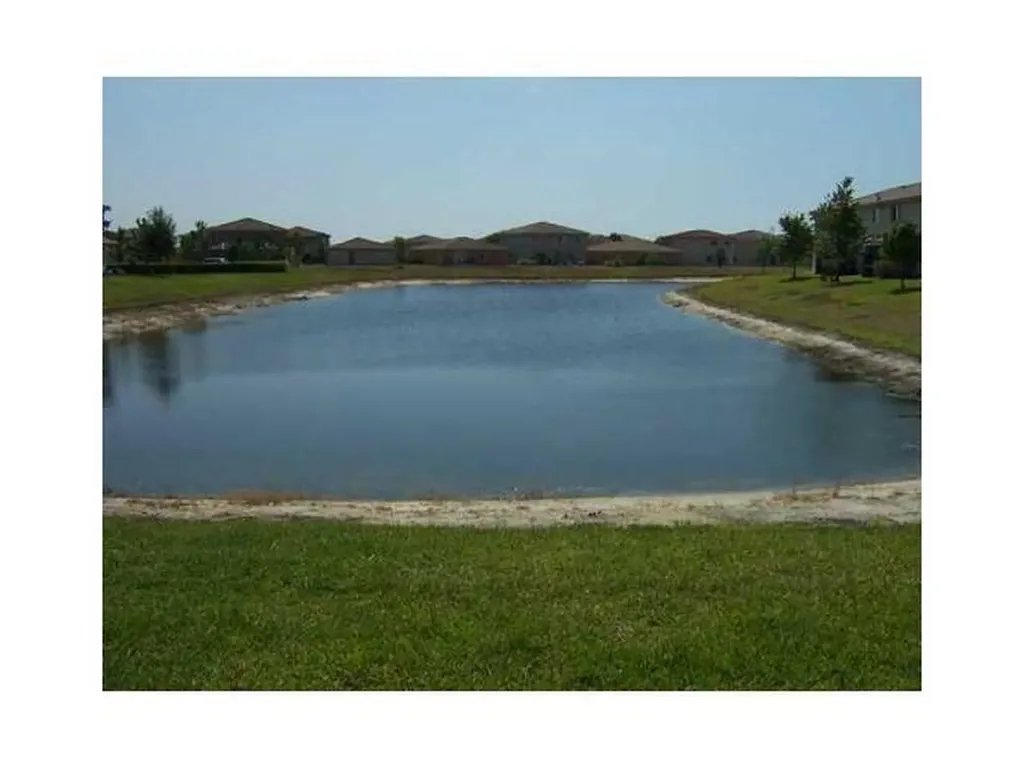 2552 SW Marshfield Court Port St Lucie FL 34953