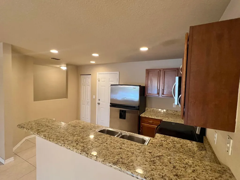 2552 SW Marshfield Court Port St Lucie FL 34953
