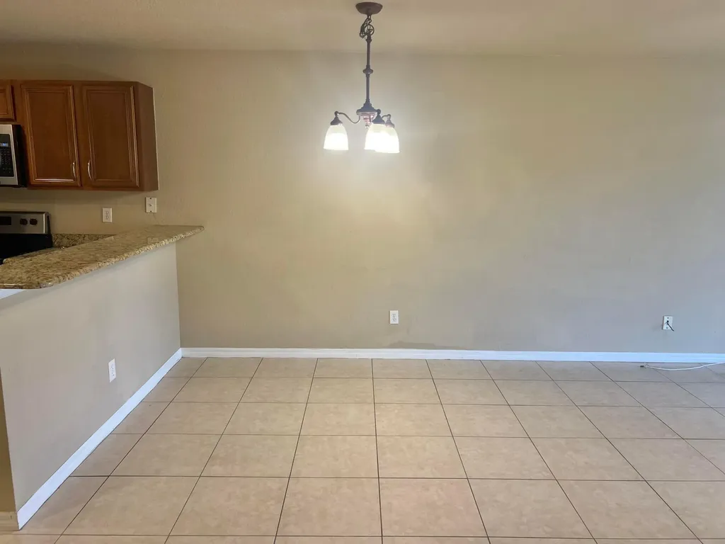 2552 SW Marshfield Court Port St Lucie FL 34953