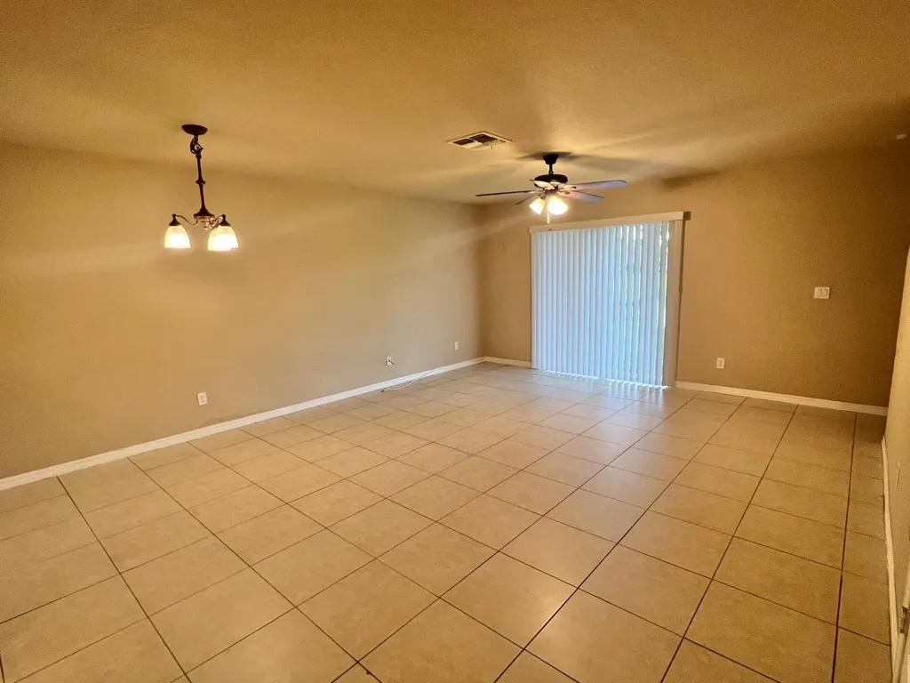 2552 SW Marshfield Court Port St Lucie FL 34953
