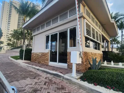 Riviera Beach FL 33404