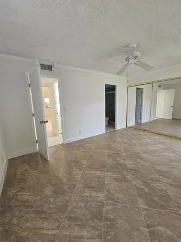 211 E Saxony Lane Delray Beach FL 33446