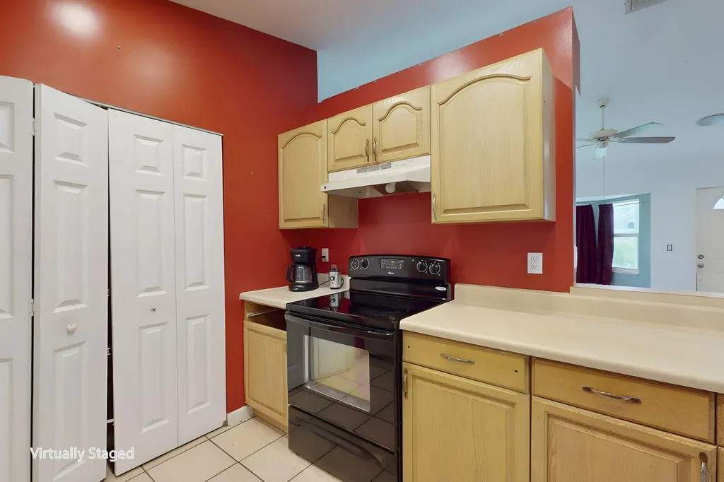 13387 N 68th Street Street N The Acreage FL 33412