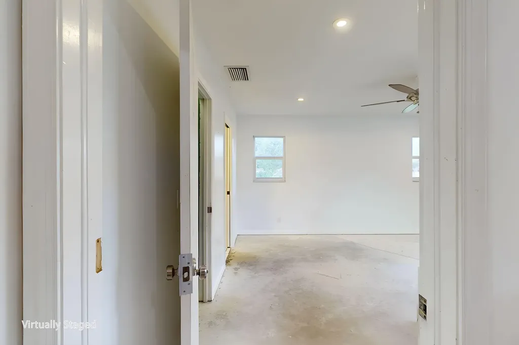 13387 N 68th Street Street N The Acreage FL 33412